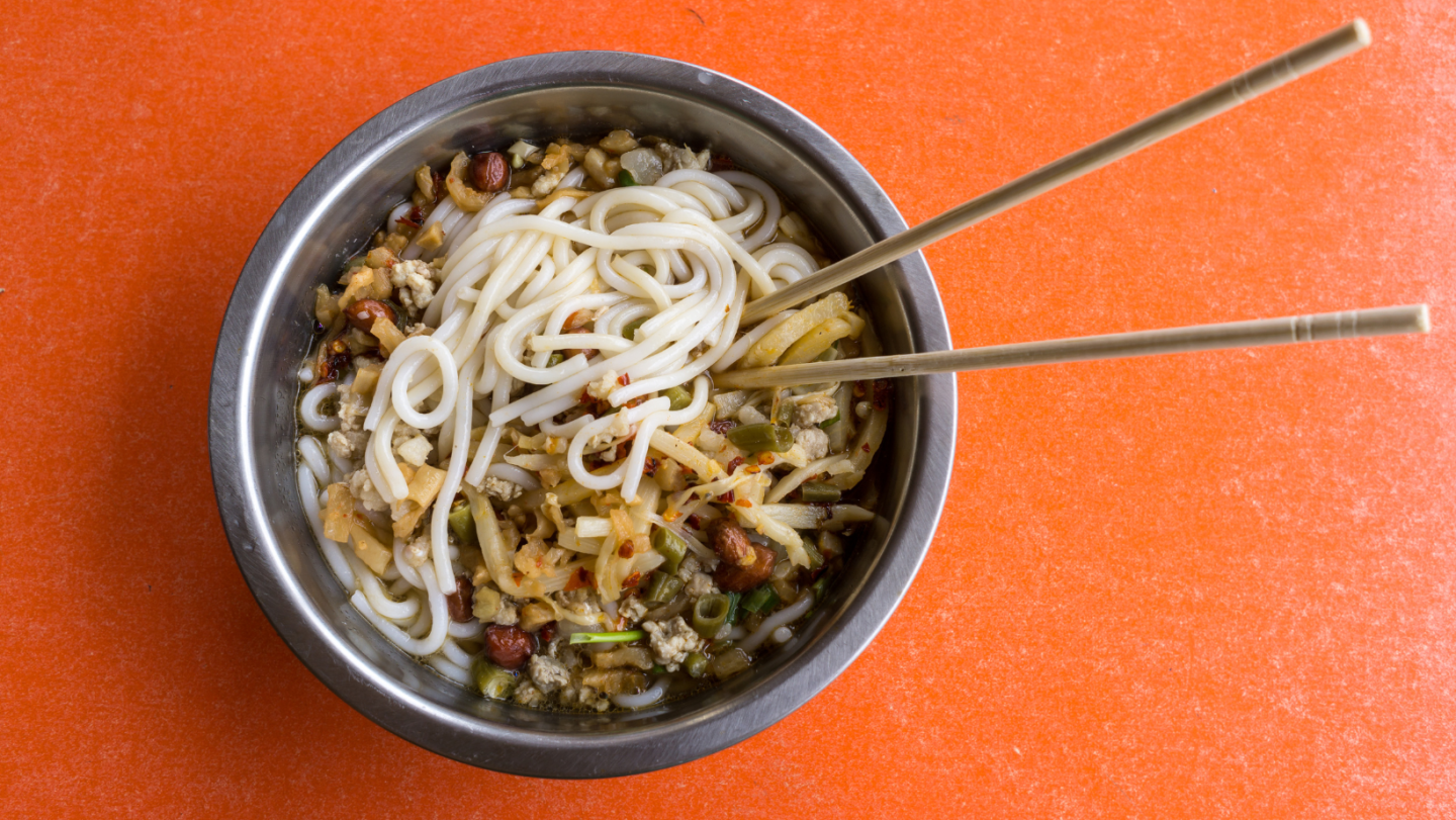 foods in china - guilin rice noodles